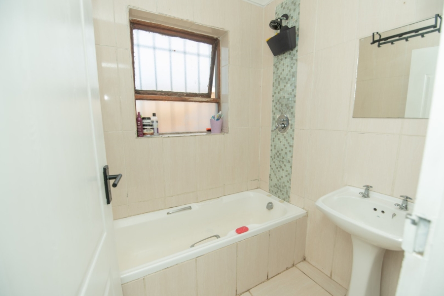 3 Bedroom Property for Sale in Bethelsdorp Eastern Cape